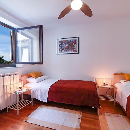 Apartman Villa Marina Rakalj Bagian luar foto